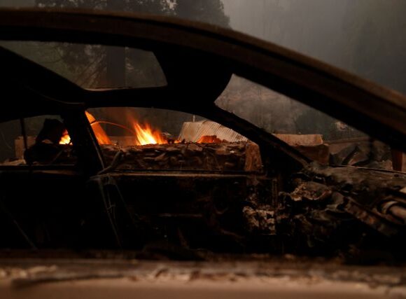 ΗΠΑ: Τεράστιες φωτιές στη δυτική ακτή – Τουλάχιστον έξι νεκροί