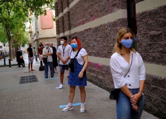 Κρούσματα κοροναϊού: Έσπασε το φράγμα των 30 εκατομμυρίων