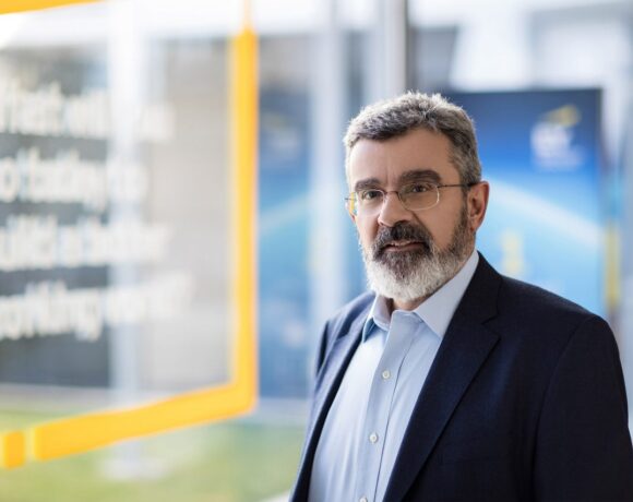 Παπάζογλου (ΕΥ Ελλάδος): Η Ελλάδα παραμένει ελκυστικός προορισμός στους ξένους επενδυτές