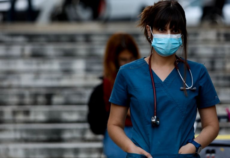 ΠΟΥ: Ρεκόρ νέων κρουσμάτων την προηγούμενη εβδομάδα – Άνοδος σε όλες τις χώρες