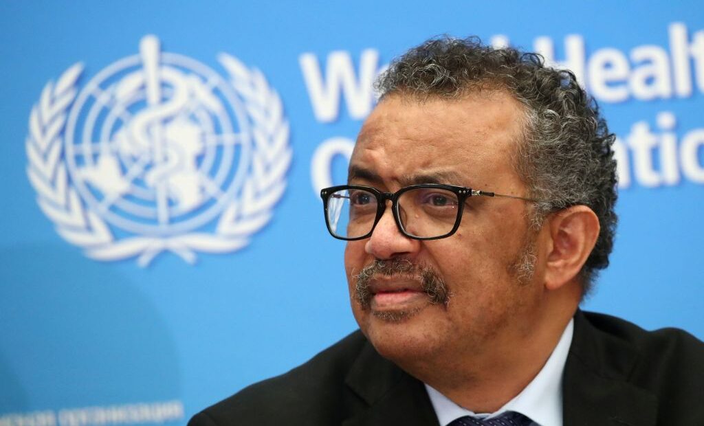 Προειδοποίηση ΠΟΥ: Το άνοιγμα της κοινωνίας χωρίς έλεγχο είναι συνταγή για καταστροφή