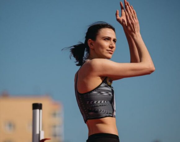 Πρωταθλήτρια και πάλι η Λασίτσκενε