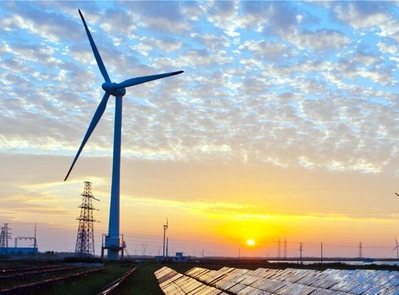 Πρόοδο στον τομέα της ενέργειας σημειώνεται στην Ελλάδα σύμφωνα με την Κομισιόν