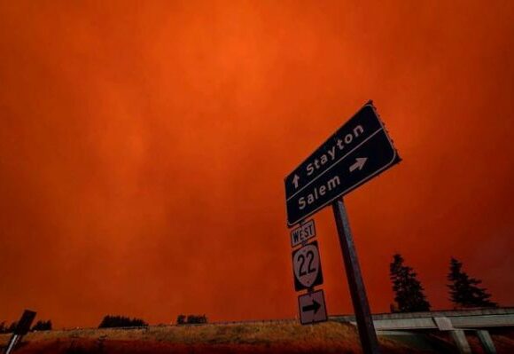 Πύρινη κόλαση στο Όρεγκον – Τουλάχιστον 15 νεκροί και εκατοντάδες χιλιάδες εκτοπισμένοι