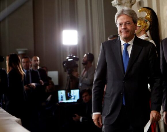 Τζεντιλόνι: Οι τεχνολογικοί γίγαντες ήταν οι κερδισμένοι του κορωνοϊού, πρέπει να πληρώσουν φόρους!