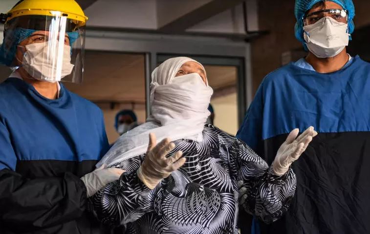 Τουρκία: Η αύξηση των κρουσμάτων εντείνει την αντιπαράθεση γιατρών πολιτικών