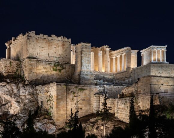Glory Of Acropolis To Be Displayed In New Light