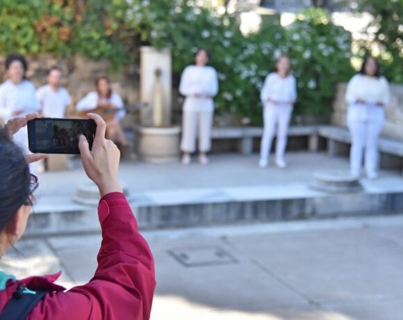 Greece Suspends Outdoor Theatrical Performances Due To Covid 19