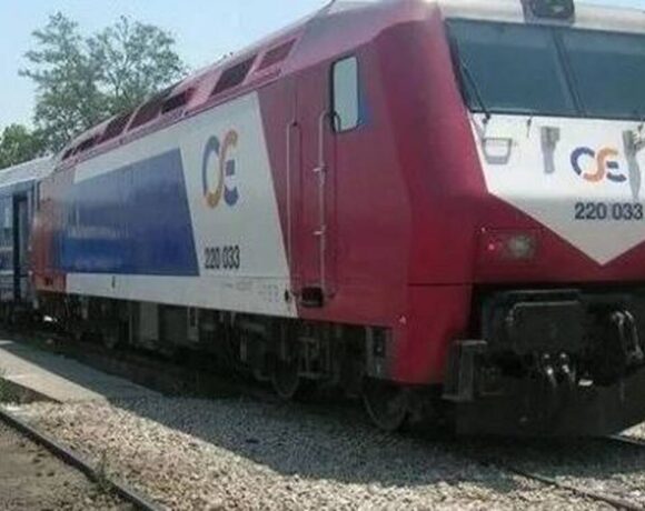 OΣΕ: Σταδιακή αποκατάσταση του σιδηροδρομικού δικτύου από τις πληγές του «Ιανού»