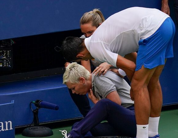 Us Open: Αποβλήθηκε ο Τζόκοβιτς