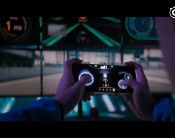 Xiaomi Mi 10 Ultra: Eλέγχει αυτοκίνητο εξ αποστάσεως χάρη στο 5g [βίντεο]