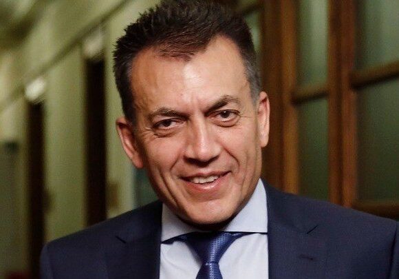 Bρούτσης: Από σήμερα καταβάλλουμε σε 7.444 δικαιούχους αναδρομικά ποσά ύψους 16.994