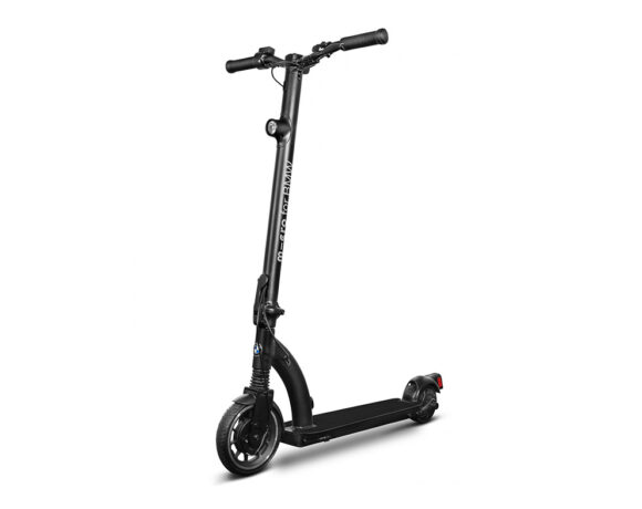 Bmw E Scooter: Το ηλεκτρικό πατίνι του Βαυαρού έφτασε Ελλάδα με τιμή 841 ευρώ