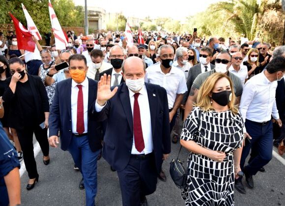 Έκλεισαν οι κάλπες στα Κατεχόμενα : Νίκη Τατάρ δείχνουν τα πρώτα αποτελέσματα