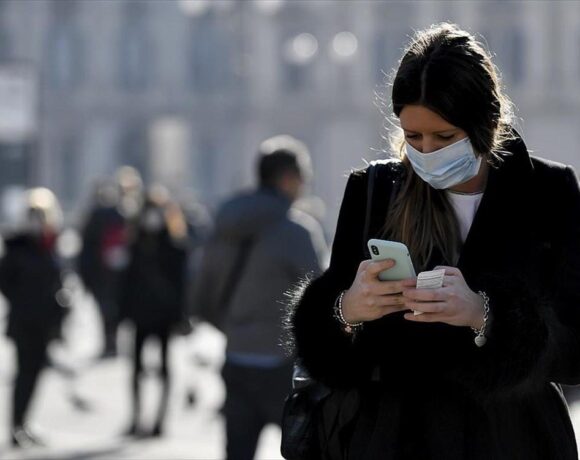 Έως και 28 ημέρες επιβιώνει ο κορωνοϊός σε κοινές επιφάνειες