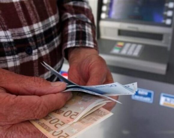 Αναδρομικά συνταξιούχων: Μέχρι πότε θα διαρκέσει η καταβολή τους – Ποιους αφορά