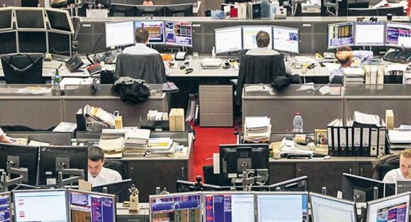 Ανακάμπτουν οι ευρωαγορές από τα χαμηλά 2 εβδομάδων