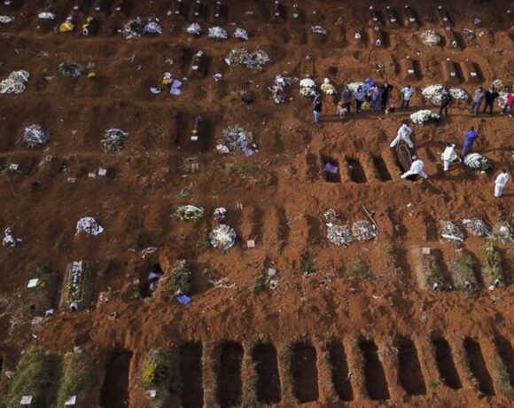 Βραζιλία : Χτυπά με αμείωτη ένταση ο κοροναϊός – 153.214 νεκροί και 5.200
