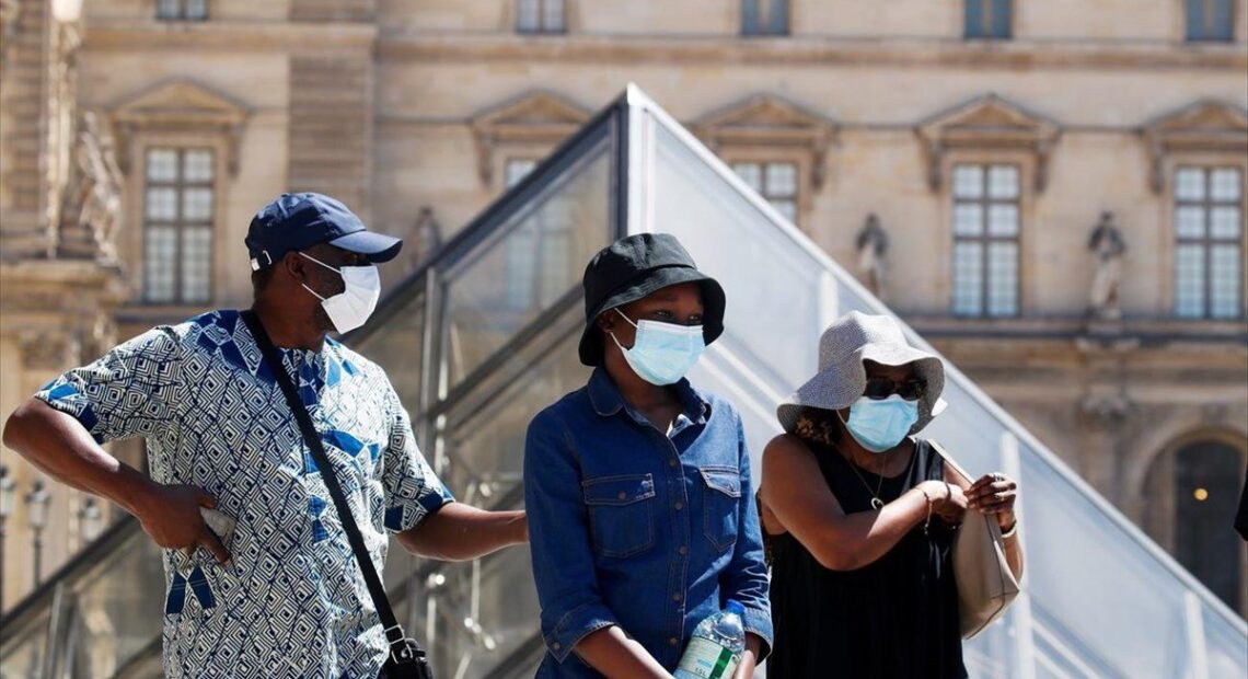 Γαλλία: Κοντά σε επίπεδα ρεκόρ ξανά τα κρούσματα κορωνοϊού, σχεδόν 14