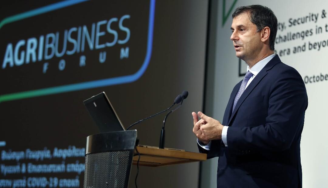 Θεοχάρης: Ετοιμάζουμε στρατηγικό πλάνο για τον αγροτουρισμό