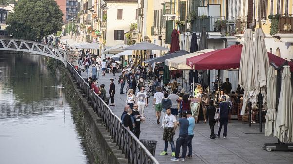 Ιταλία: Η περιφέρεια της Λομβαρδίας θα αιτηθεί στη Ρώμη απαγόρευση κυκλοφορίας από τις 11 το βράδυ