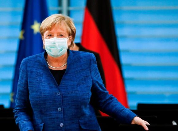 Κοροναϊός : Εκτακτη τηλεδιάσκεψη Μέρκελ για την έξαρση της πανδημίας