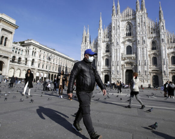 Κοροναϊός – Ιταλία : Έρχονται νέα μέτρα στην εκπαίδευση, πιθανά τοπικά lockdown