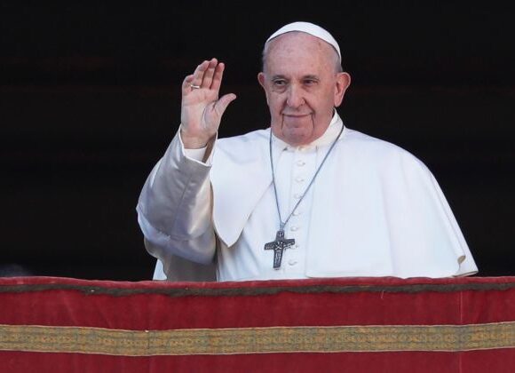 Κοροναϊός: Τέσσερα κρούσματα στην ελβετική φρουρά του Πάπα Φραγκίσκου