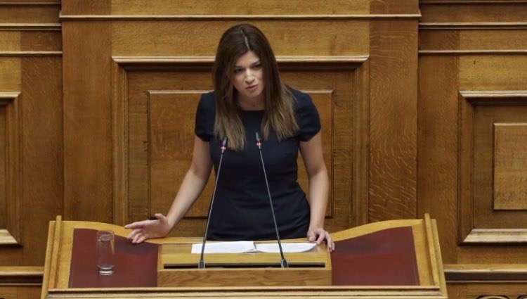 Κόντρα Θεοχάρη – Νοτοπούλου για τα ξενοδοχεία καραντίνας | Κερδίσαμε το στοίχημα λέει ο υπουργός, πληρώστε τα ξενοδοχεία λέει ο ΣΥΡΙΖΑ