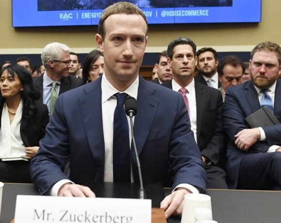 Ξανά αντιμέτωπη με την αμερικανική Δικαιοσύνη η facebook;