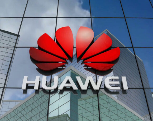 Οι εταιρείες μπορούν να προμηθεύουν ξανά τη Huawei με εξαρτήματα