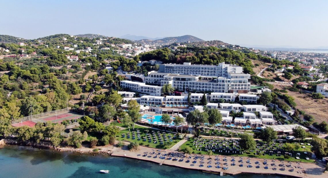 Πέντε βραβεία αριστείας για τη Zeus International