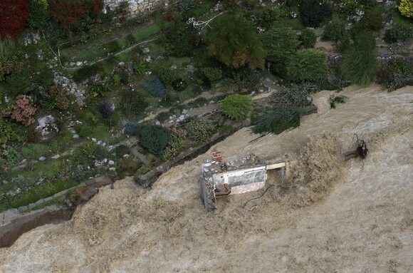 Πλημμύρες και κατολισθήσεις σε Γαλλία και Ιταλία – Δύο νεκροί