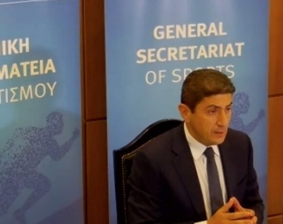 Σε 32 λεπτά, ο Αυγενάκης «γκρέμισε» ότι «έχτιζαν» 30 χρόνια οι ομοσπονδιάρχες