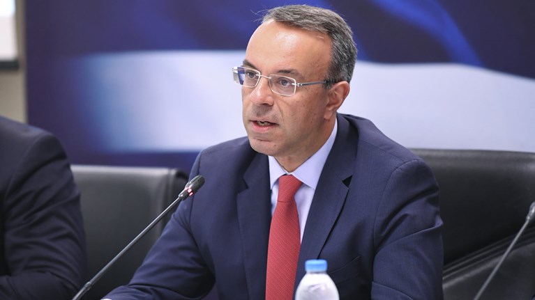 Σταϊκούρας: Παράταση και δόσεις σε όλα τα χρέη πριν και μετά την καραντίνα