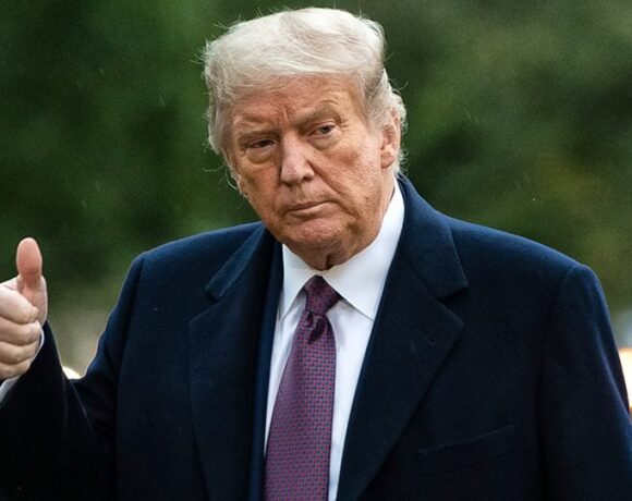 Τραμπ: Υπόσχομαι το καλύτερο σχέδιο ανάκαμψης μετά τις εκλογές