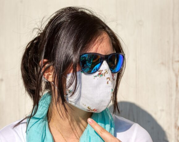 Greece Mulls Making Face Masks Mandatory In View Of Covid 19 Surge