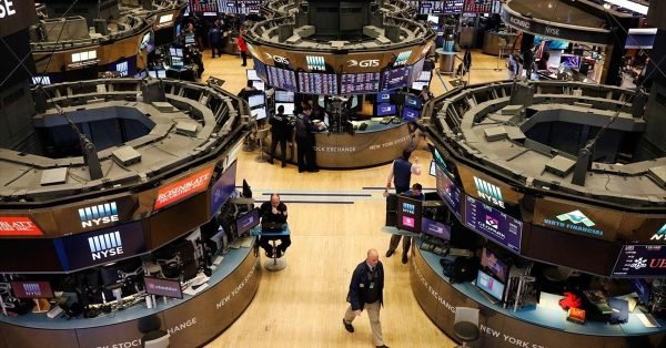 Wall Street: Μικρές μεταβολές απουσία ξεκάθαρης κατεύθυνσης των δεικτών