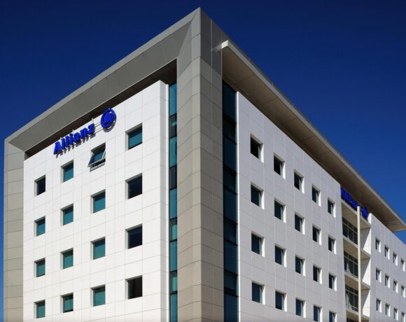 Allianz: Οι εκπομπές Co2 των ευρωπαϊκών νοικοκυριών, στο ίδιο ποσοστό με του κλάδου της βιομηχανίας