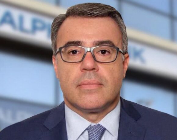 Alpha Bank: Επιβεβαιώνει την επικράτηση της Davidson Kempner για το Project Galaxy