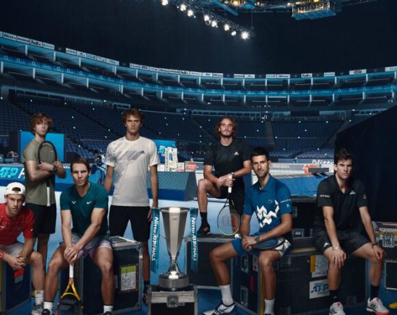 Atp Finals: Όλοι θέλουν να εκθρονίσουν τον Τσιτσιπά