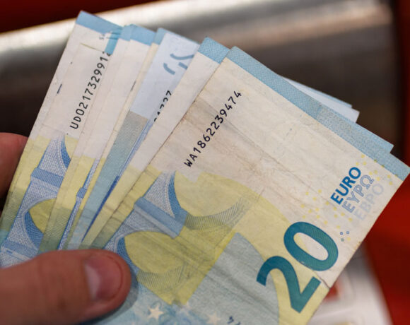 Αίτηση για αναδρομικά κληρονόμων: Άνοιξε η πλατφόρμα – Πότε λήγει η προθεσμία (vid)