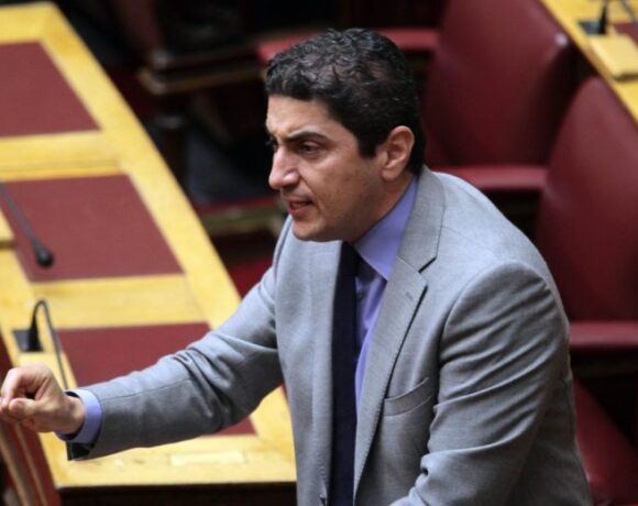 Αυγενάκης: «Ντροπή του ΣΥΡΙΖΑ για το πριμ των αθλητών»