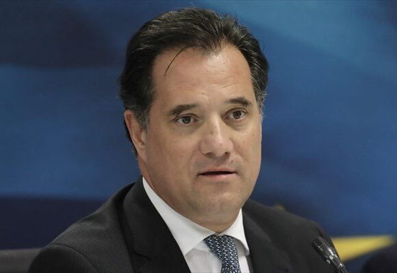 Γεωργιάδης: Oι εργαζόμενοι θα πάρουν το δώρο τους – Στήριξη της κυβέρνησης να καταβληθεί από τις επιχειρήσεις