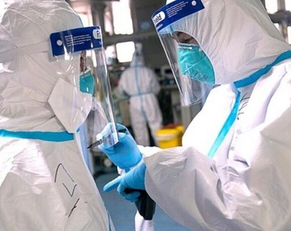 Ελληνικά διυλιστήρια: Ο «τυφώνας κορωνοϊός» τα κρατά όρθια