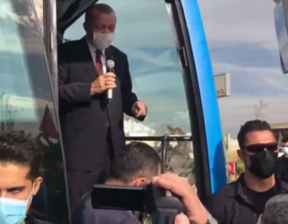 Η εύθραυστη οικονομία απειλεί την ηγεμονία Ερντογάν