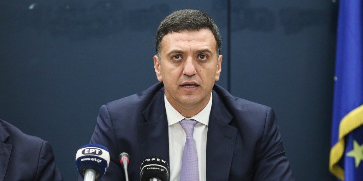 Κικίλιας: Δεν αποκλείεται να κλείσουν και τα δημοτικά σχολεία