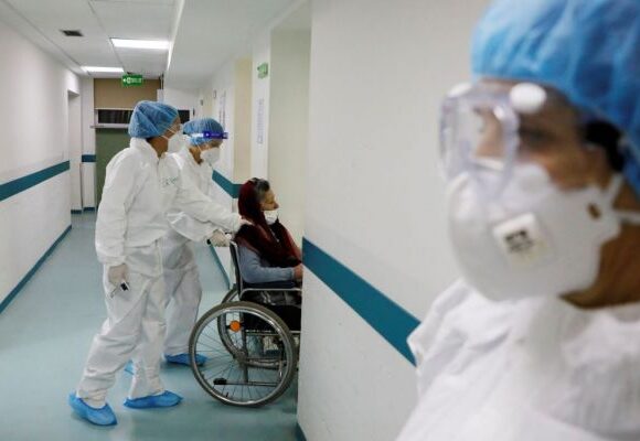 Κορονοϊός: Οι γιατροί και τα νοσοκομεία χωρών των Βαλκανίων στα πρόθυρα της κατάρρευσης