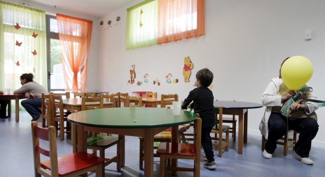Κορωνοϊός: Αναστέλλεται η λειτουργία όλων των βρεφονηπιακών σταθμών του ΟΑΕΔ