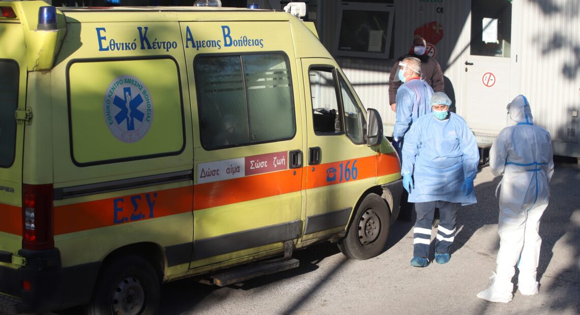 Κορωνοϊός: Επέλαση για άλλη μία ημέρα στη Θεσσαλονίκη – Στα 486 τα νέα κρούσματα